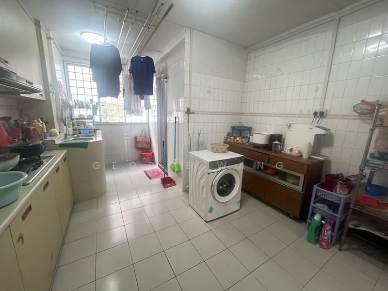 838 Jurong West Street 81, 838 Jurong West Street 81, 3 Bedrooms, 1,119 sqft, HDB Flat For Sale, by George Wang, 500177288 - Kitchen - PropertyGuru.com.sg