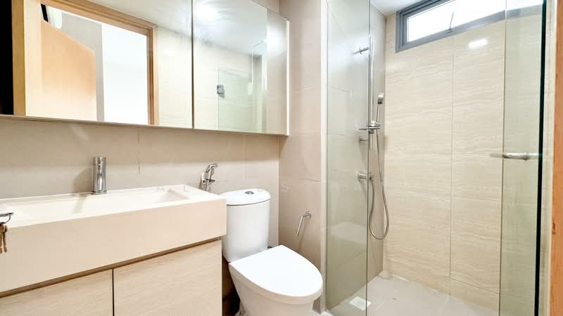 A Treasure Trove, 60 Punggol Walk, 3 Bedrooms, 1,184 sqft, Condominium For Sale, by Alexes Yan, 500177290 - Bathroom - PropertyGuru.com.sg