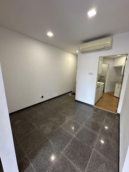 Eastpoint Green, 1 Simei Street 3, 2 Bedrooms, 904 sqft, Condominium For Rent, by Lim Y X, 500177292 - Kitchen - PropertyGuru.com.sg