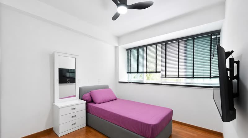 The Esparis, 7 Pasir Ris Drive 4, 4 Bedrooms, 1,292 sqft, Condominium For Sale, by Jessie Tan 陈佩英, 500177302 - Bedroom - PropertyGuru.com.sg