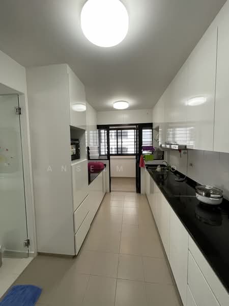 546B Segar Road, 546B Segar Road, 3 Bedrooms, 1,184 sqft, HDB Flat For Rent, by Anselm Teo, 500177306 - Kitchen - PropertyGuru.com.sg