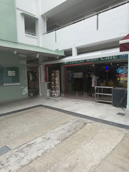 Blk 202 Ang Mo Kio Avenue 3, Ang Mo Kio Avenue 3, 247 sqft, Shop / Shophouse For Rent, by Robin Toh, 500177314 - Exterior - CommercialGuru.com.sg