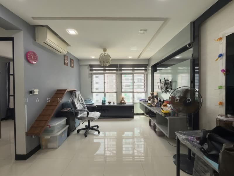 414B Fernvale Link, 414B Fernvale Link, 2 Bedrooms, 732 sqft, HDB Flat For Sale, by Hasnah Hassan Goh, 500177333 - Living Room - PropertyGuru.com.sg