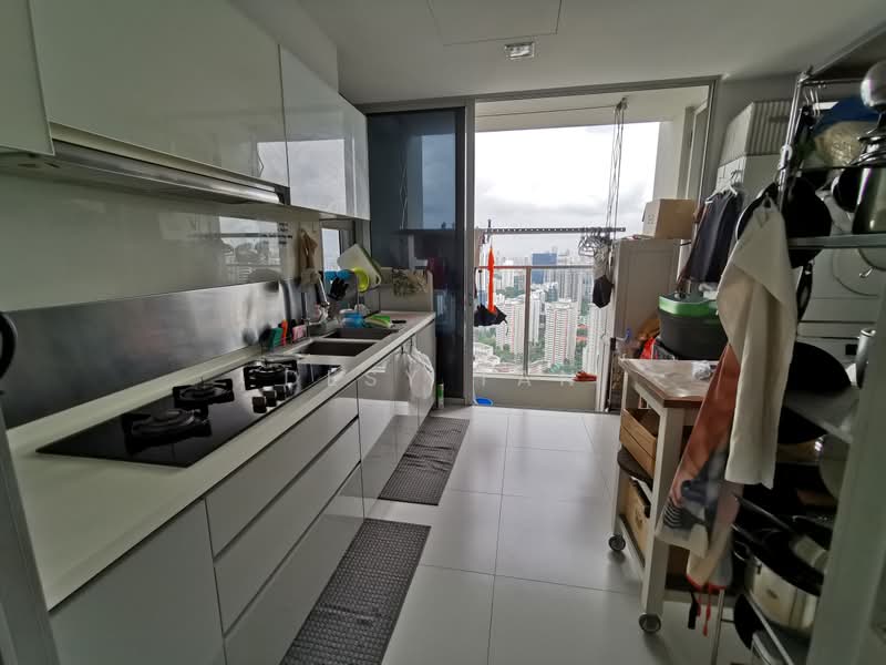 Sky @ Eleven, 5 Thomson Lane, 3 Bedrooms, 185,141 sqft, Condominium For Rent, by Desy Tan, 500177367 - Kitchen - PropertyGuru.com.sg