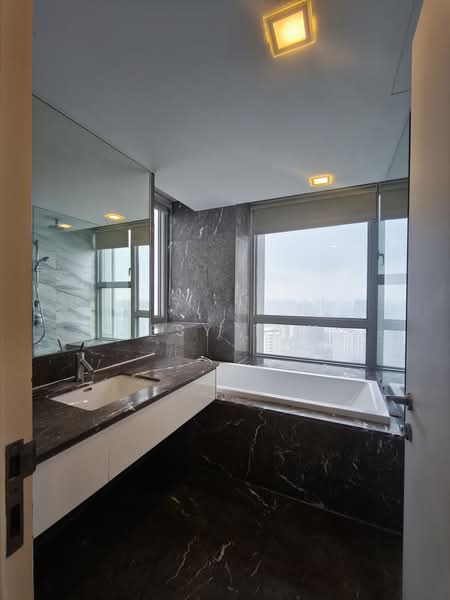 Sky @ Eleven, 5 Thomson Lane, Newton / Novena, 3 Bedrooms, 1,851 sqft, Condominium For Rent, by Desy Tan, 500177367 - Bathroom - PropertyGuru.com.sg