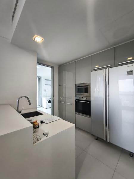Sky @ Eleven, 5 Thomson Lane, Newton / Novena, 3 Bedrooms, 1,851 sqft, Condominium For Rent, by Desy Tan, 500177367 - PropertyGuru.com.sg