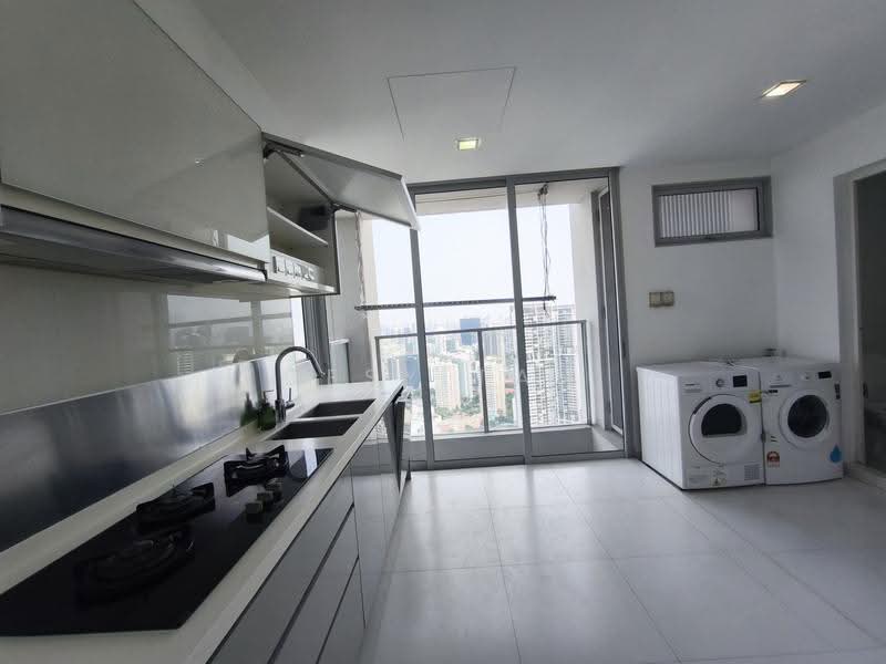 Sky @ Eleven, 5 Thomson Lane, Newton / Novena, 3 Bedrooms, 1,851 sqft, Condominium For Rent, by Desy Tan, 500177367 - Kitchen - PropertyGuru.com.sg