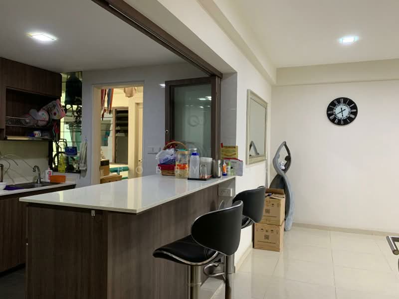 The Tanamera, 1 Tanah Merah Kechil Road, 3 Bedrooms, 1,325 sqft, Condominium For Rent, by Bobby Bok, 500177407 - Kitchen - PropertyGuru.com.sg