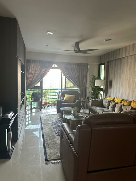 The Tanamera, 1 Tanah Merah Kechil Road, 3 Bedrooms, 1,325 sqft, Condominium For Rent, by Bobby Bok, 500177407 - Living Room - PropertyGuru.com.sg