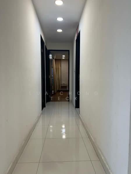 32 Eunos Crescent, 32 Eunos Crescent, 3 Bedrooms, 969 sqft, HDB Flat For Sale, by Lua Chong Teck, 500177421 - Corridor - PropertyGuru.com.sg