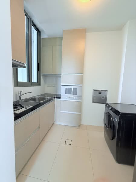 Lush on Holland Hill, 21 Holland Hill, 3 Bedrooms, 1,281 sqft, Condominium For Rent, by Anthea Yeo 杨丽娇, 500177433 - Kitchen - PropertyGuru.com.sg