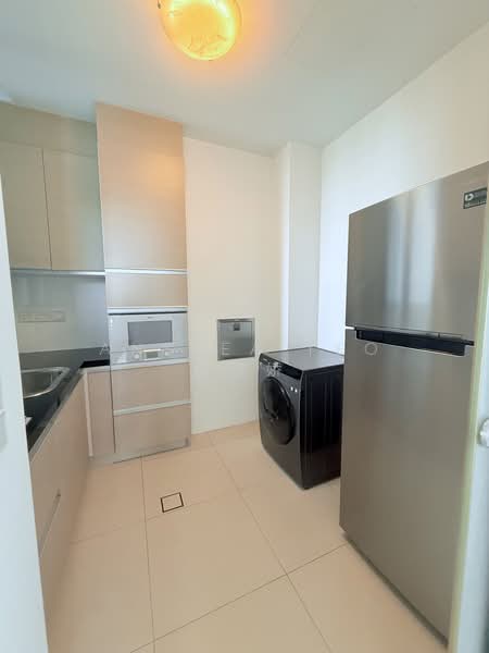 Lush on Holland Hill, 21 Holland Hill, 3 Bedrooms, 1,281 sqft, Condominium For Rent, by Anthea Yeo 杨丽娇, 500177433 - Kitchen - PropertyGuru.com.sg