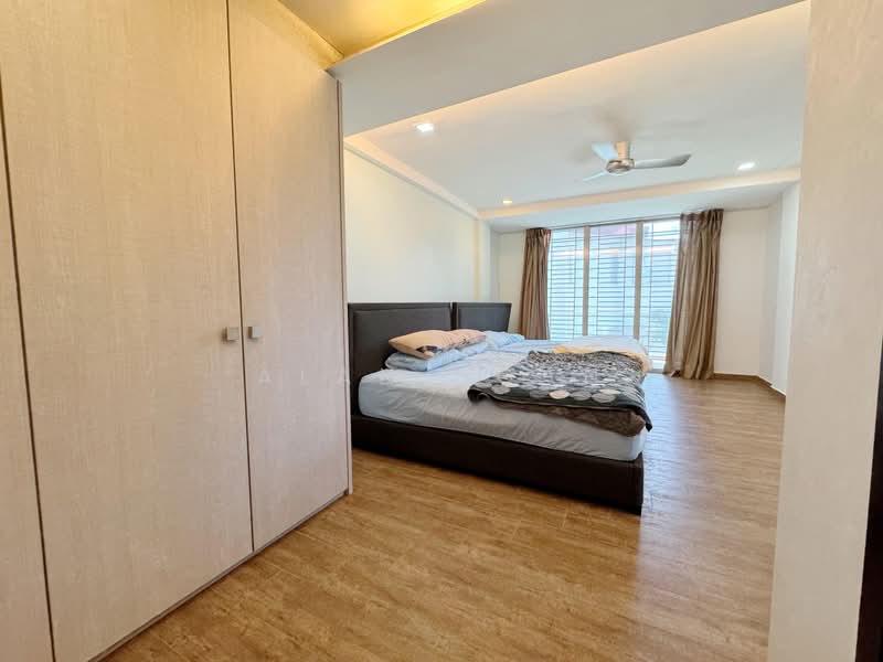King Of Kovan, , 4 Bedrooms, 4,400 sqft, Corner Terrace For Sale, by Alan Hoan, 500177449 - Bedroom - PropertyGuru.com.sg