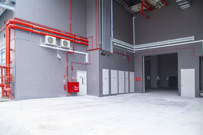 LHN Food Chain, 55 Tuas South Avenue 1, 2,605 sqft, Factory / Workshop (B2) For Rent, by Gupta Sameer Raj, 500177465 - Exterior - CommercialGuru.com.sg