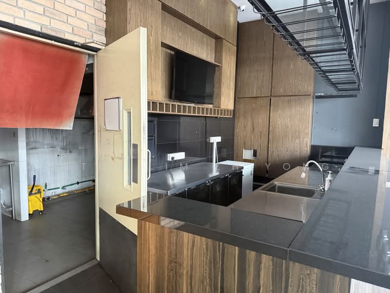 Novena Regency, 275 Thomson Road, 980 sqft, Shop / Shophouse For Rent, by Titus Lim Zhiyong, 500177471 - CommercialGuru.com.sg