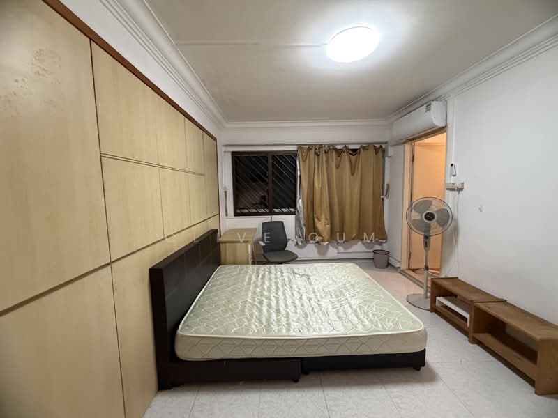 429 Choa Chu Kang Avenue 4, 429 Choa Chu Kang Avenue 4, 3 Bedrooms, 1,140 sqft, HDB Flat For Rent, by Clive Gum, 500177474 - Bedroom - PropertyGuru.com.sg