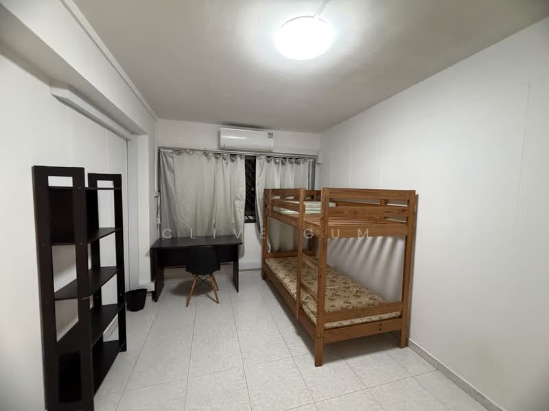 429 Choa Chu Kang Avenue 4, 429 Choa Chu Kang Avenue 4, 3 Bedrooms, 1,140 sqft, HDB Flat For Rent, by Clive Gum, 500177474 - Bedroom - PropertyGuru.com.sg
