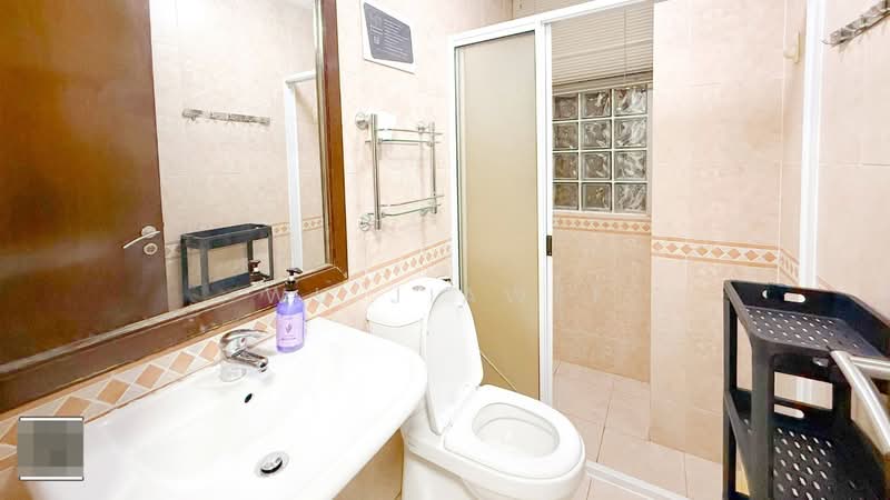 Maple Woods, 985 Bukit Timah Road, Room Rental, 100 sqft, Condominium For Rent, by Wu JiaWei, 500177477 - Bathroom 1 - PropertyGuru.com.sg