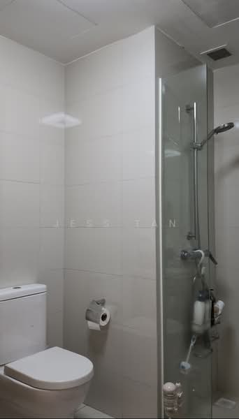 Austville Residences, 13 Sengkang East Avenue, 2 Bedrooms, 947 sqft, Executive Condominium For Sale, by Jess Tan, 500177490 - Bathroom - PropertyGuru.com.sg