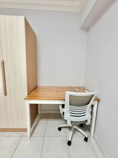 763 Bedok Reservoir View, 763 Bedok Reservoir View, Room Rental, 130 sqft, HDB Flat For Rent, by Regina Huang, 500177502 - Study - PropertyGuru.com.sg