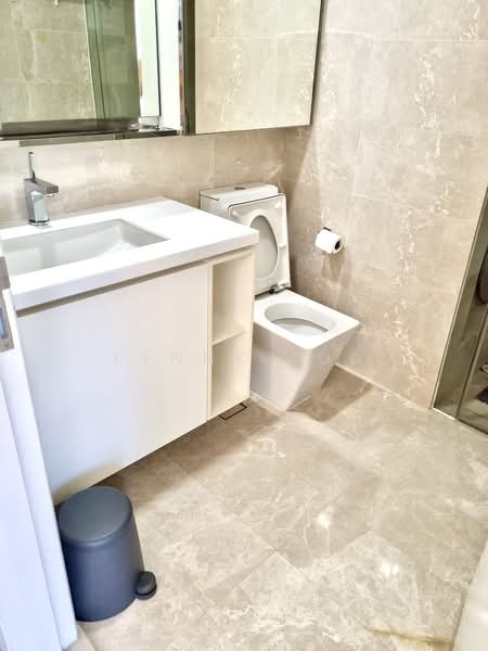 Kingsford Hillview Peak, 105 Hillview Rise, 1 Bedroom, 517 sqft, Condominium For Rent, by Kenny Koh, 500177509 - Bathroom - PropertyGuru.com.sg