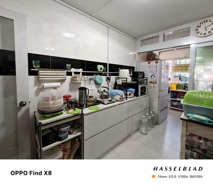 717 Yishun Street 71, 717 Yishun Street 71, 3 Bedrooms, 904 sqft, HDB Flat For Sale, by Kelly Ang PC, 500177519 - Kitchen - PropertyGuru.com.sg