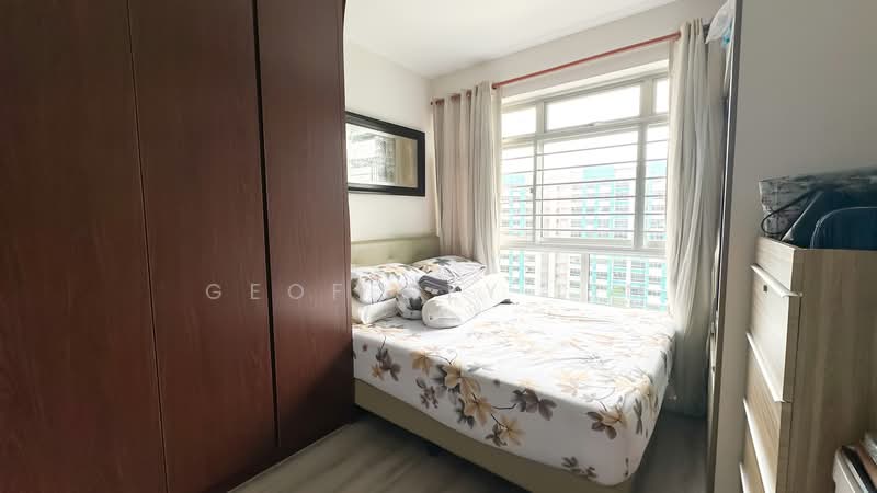 571C Woodlands Avenue 1, 571C Woodlands Avenue 1, 2 Bedrooms, 721 sqft, HDB Flat For Sale, by Geoffrey Lim, 500177525 - Bedroom - PropertyGuru.com.sg