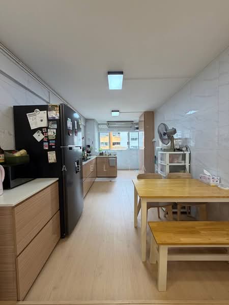 128 Ang Mo Kio Avenue 3, 128 Ang Mo Kio Avenue 3, 2 Bedrooms, 721 sqft, HDB Flat For Sale, by Abel Tan, 500177532 - Kitchen - PropertyGuru.com.sg