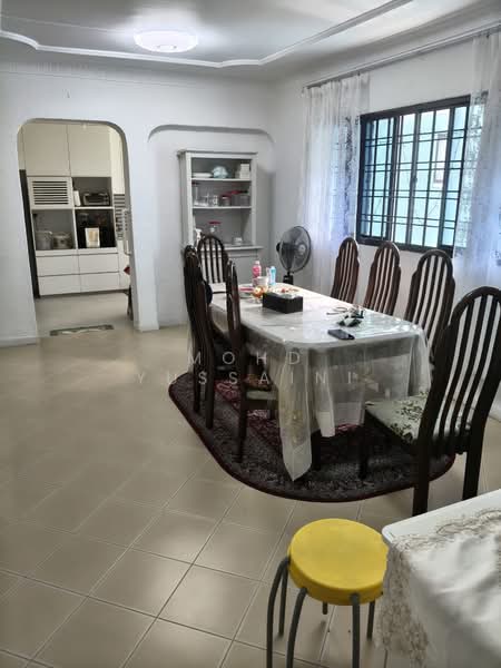 279 Tampines Street 22, 279 Tampines Street 22, 3 Bedrooms, 1,431 sqft, HDB Flat For Sale, by Mohd Yussaini, 500177537 - Dining Room - PropertyGuru.com.sg