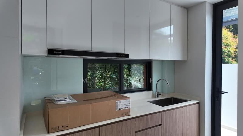 Cluny Park, Cluny Park, Tanglin / Holland / Bukit Timah, 5 Bedrooms, 6,308 sqft, Cluster House For Sale, by Max Toh, 500177542 - Kitchen - PropertyGuru.com.sg