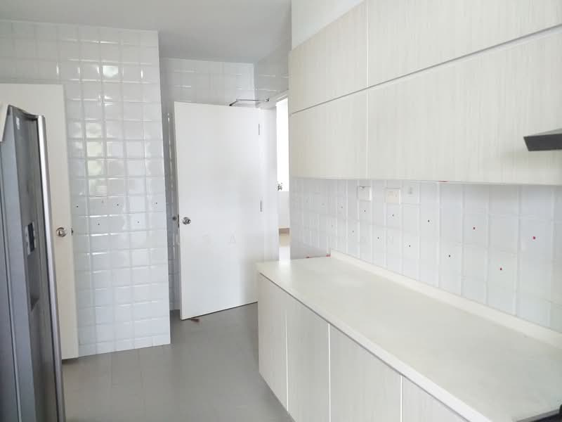 Astrid Meadows, 56 Coronation Road West, 3 Bedrooms, 2,056 sqft, Condominium For Rent, by Susan Chan, 500177547 - Kitchen - PropertyGuru.com.sg