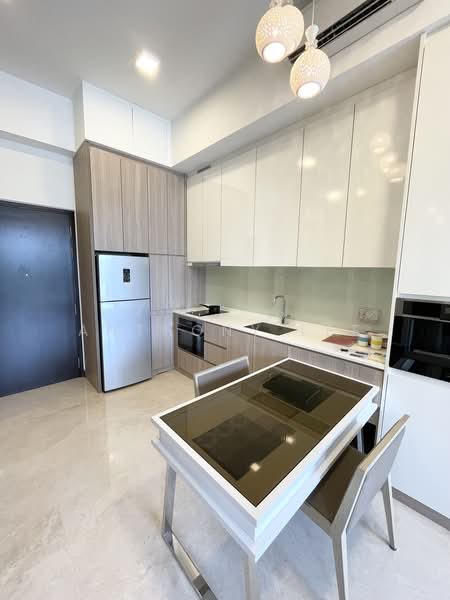 The Hillier, 6 Hillview Rise, 1 Bedroom, 624 sqft, Condominium For Rent, by Anthony Lee, 500177551 - Kitchen - PropertyGuru.com.sg