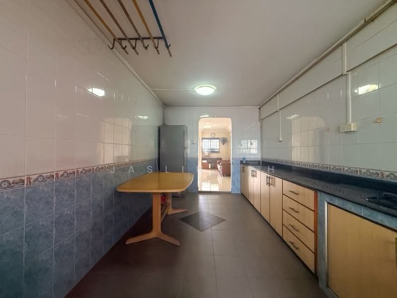 319 Ang Mo Kio Avenue 1, 319 Ang Mo Kio Avenue 1, 2 Bedrooms, 785 sqft, HDB Flat For Rent, by Jaslin Toh, 500177552 - PropertyGuru.com.sg