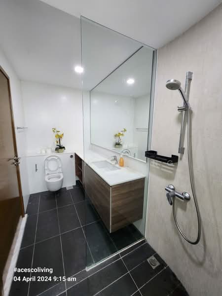 Double Bay Residences, 19D Simei Street 4, Room Rental, 180 sqft, Condominium For Rent, by Anthony Ng, 500177559 - Bathroom - PropertyGuru.com.sg