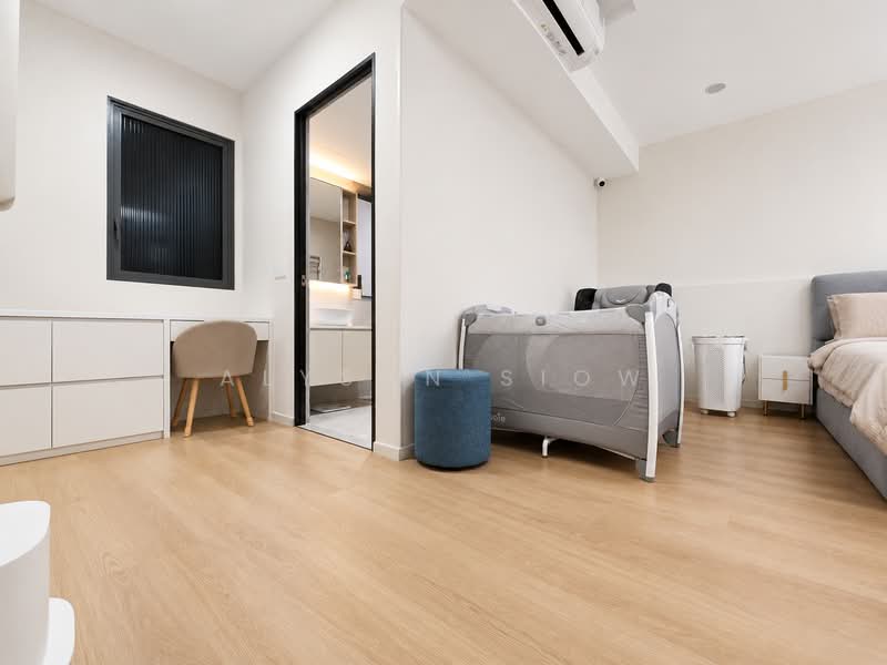The Visionaire, 174 Canberra Drive, 4 Bedrooms, 1,141 sqft, Executive Condominium For Sale, by Alyson Siow, 500177573 - Master Bedroom - PropertyGuru.com.sg