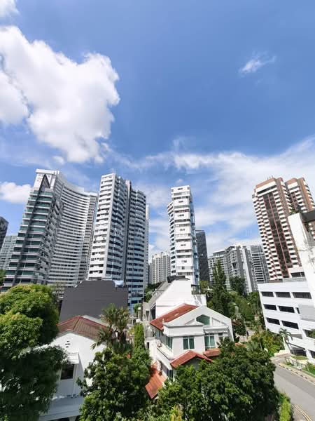 Terrace at Jalan Elok Orchard, Jalan Elok, Orchard / River Valley, 4 Bedrooms, 3,195 sqft, Terraced House For Sale, by Thomas Siah, 500177574 - Exterior - PropertyGuru.com.sg