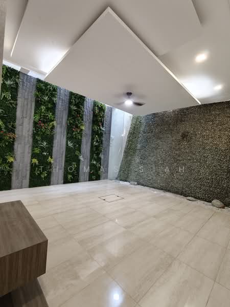 Terrace at Jalan Elok Orchard, Jalan Elok, Orchard / River Valley, 4 Bedrooms, 3,195 sqft, Terraced House For Sale, by Thomas Siah, 500177574 - Interior - PropertyGuru.com.sg