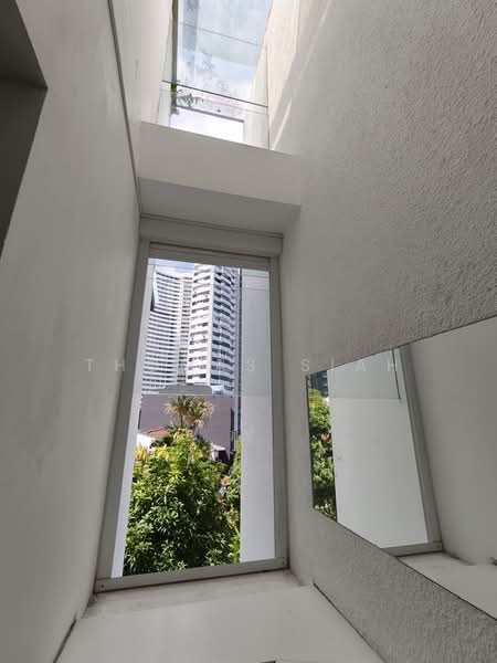 Terrace at Jalan Elok Orchard, Jalan Elok, Orchard / River Valley, 4 Bedrooms, 3,195 sqft, Terraced House For Sale, by Thomas Siah, 500177574 - View - PropertyGuru.com.sg