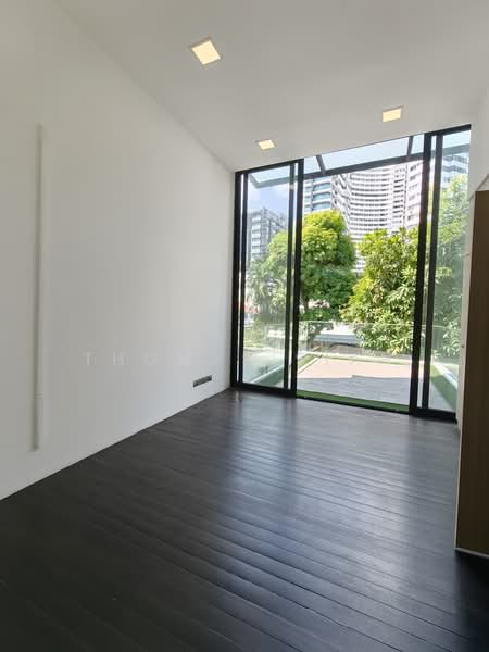 Terrace at Jalan Elok Orchard, Jalan Elok, Orchard / River Valley, 4 Bedrooms, 3,195 sqft, Terraced House For Sale, by Thomas Siah, 500177574 - View - PropertyGuru.com.sg