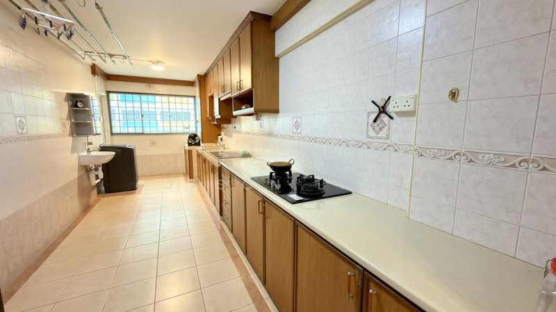 642 Yishun Street 61, 642 Yishun Street 61, 3 Bedrooms, 1,119 sqft, HDB Flat For Rent, by Jason Lim, 500177576 - Kitchen - PropertyGuru.com.sg