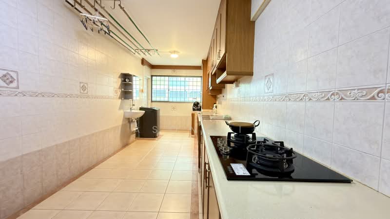 642 Yishun Street 61, 642 Yishun Street 61, 3 Bedrooms, 1,119 sqft, HDB Flat For Rent, by Jason Lim, 500177576 - Kitchen - PropertyGuru.com.sg