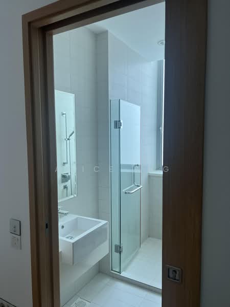 One Devonshire, 1 Devonshire Road, 4 Bedrooms, 1,593 sqft, Condominium For Rent, by Alice Png, 500177587 - Bathroom - PropertyGuru.com.sg
