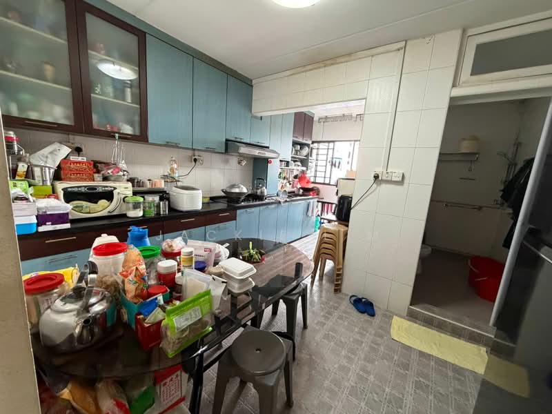 678 Woodlands Avenue 6, 678 Woodlands Avenue 6, 3 Bedrooms, 1,334 sqft, HDB Flat For Sale, by Jackie Lim, 500177594 - Kitchen - PropertyGuru.com.sg