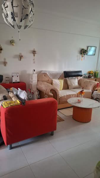 123 Hougang Avenue 1, 123 Hougang Avenue 1, Room Rental, 100 sqft, HDB Flat For Rent, by Miaw Yong Lim, 500177618 - Living Room - PropertyGuru.com.sg