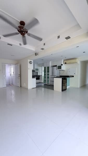 507 Serangoon North Avenue 4, 507 Serangoon North Avenue 4, 3 Bedrooms, 1,291 sqft, HDB Flat For Sale, by Jenny Lalla Lee, 500177625 - Living Room - PropertyGuru.com.sg