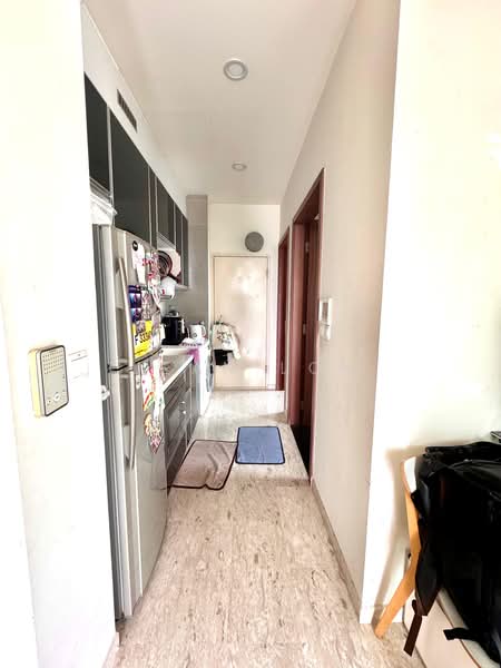 Cardiff Residence, 101 Cardiff Grove, 1 Bedroom, 398 sqft, Condominium For Rent, by Jean Loh, 500177638 - Kitchen - PropertyGuru.com.sg