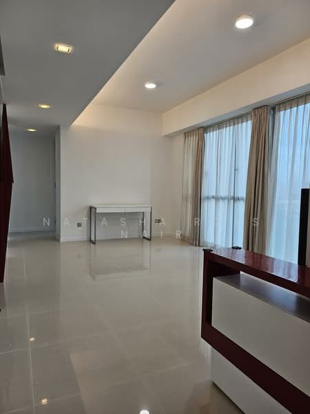 The Chuan, 31 Lorong chuan, 2 Bedrooms, 937 sqft, Condominium For Rent, by Natasha Ross Nair, 500177652 - Living Room - PropertyGuru.com.sg