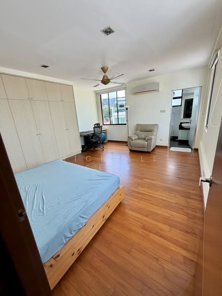 Phillips Avenue, Phillips Avenue, 6 Bedrooms, 4,329 sqft, Semi-Detached House For Sale, by Michelle Seck, 500177656 - Bedroom - PropertyGuru.com.sg