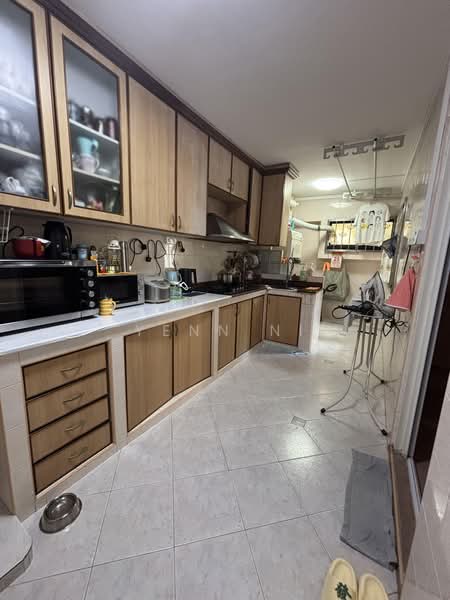 262D Compassvale Street, 262D Compassvale Street, 3 Bedrooms, 1,184 sqft, HDB Flat For Sale, by Yenn Ni, 500177657 - Kitchen - PropertyGuru.com.sg