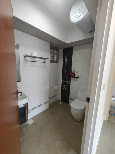 433B Sengkang West Way, 433B Sengkang West Way, 3 Bedrooms, 1,001 sqft, HDB Flat For Sale, by Mike Poon 潘資文, 500177664 - Bathroom - PropertyGuru.com.sg